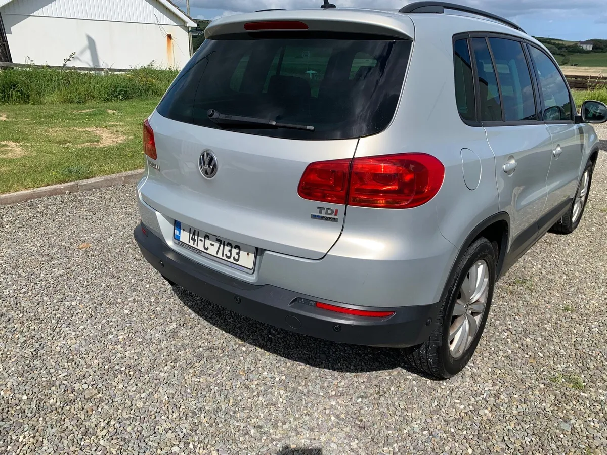 Volkswagen Tiguan 2014 LOW MILEAGE - Image 3