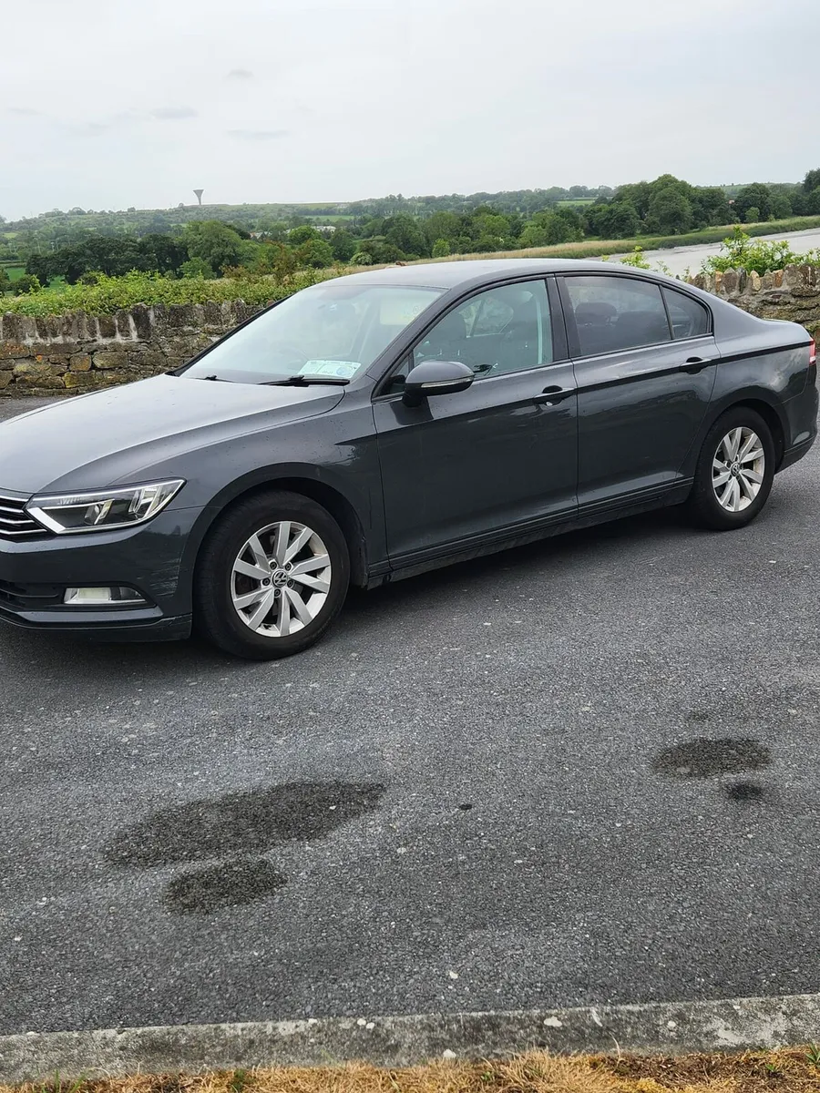 Volkswagen Passat 2015 - Image 4