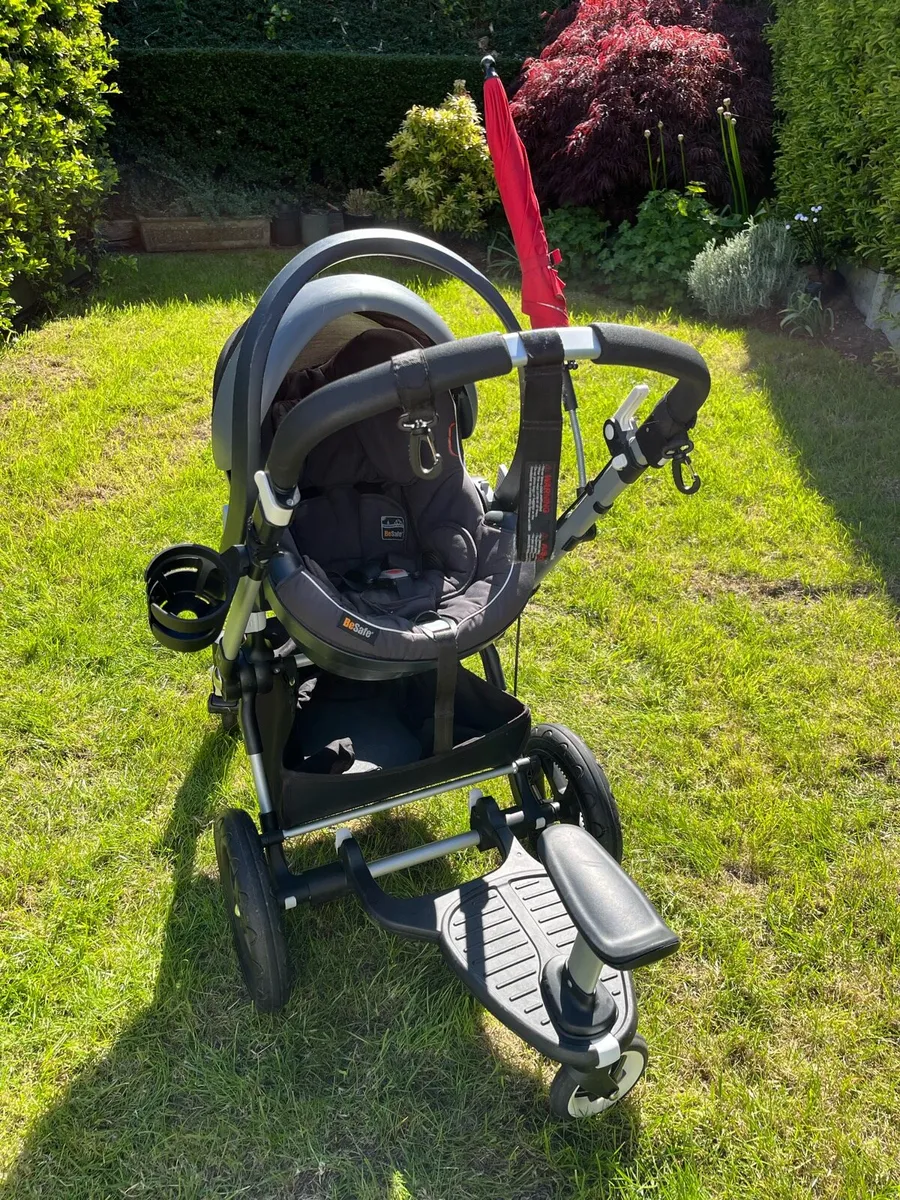 Bugaboo Cameleon 3 with accessories & Car Seat - Image 2