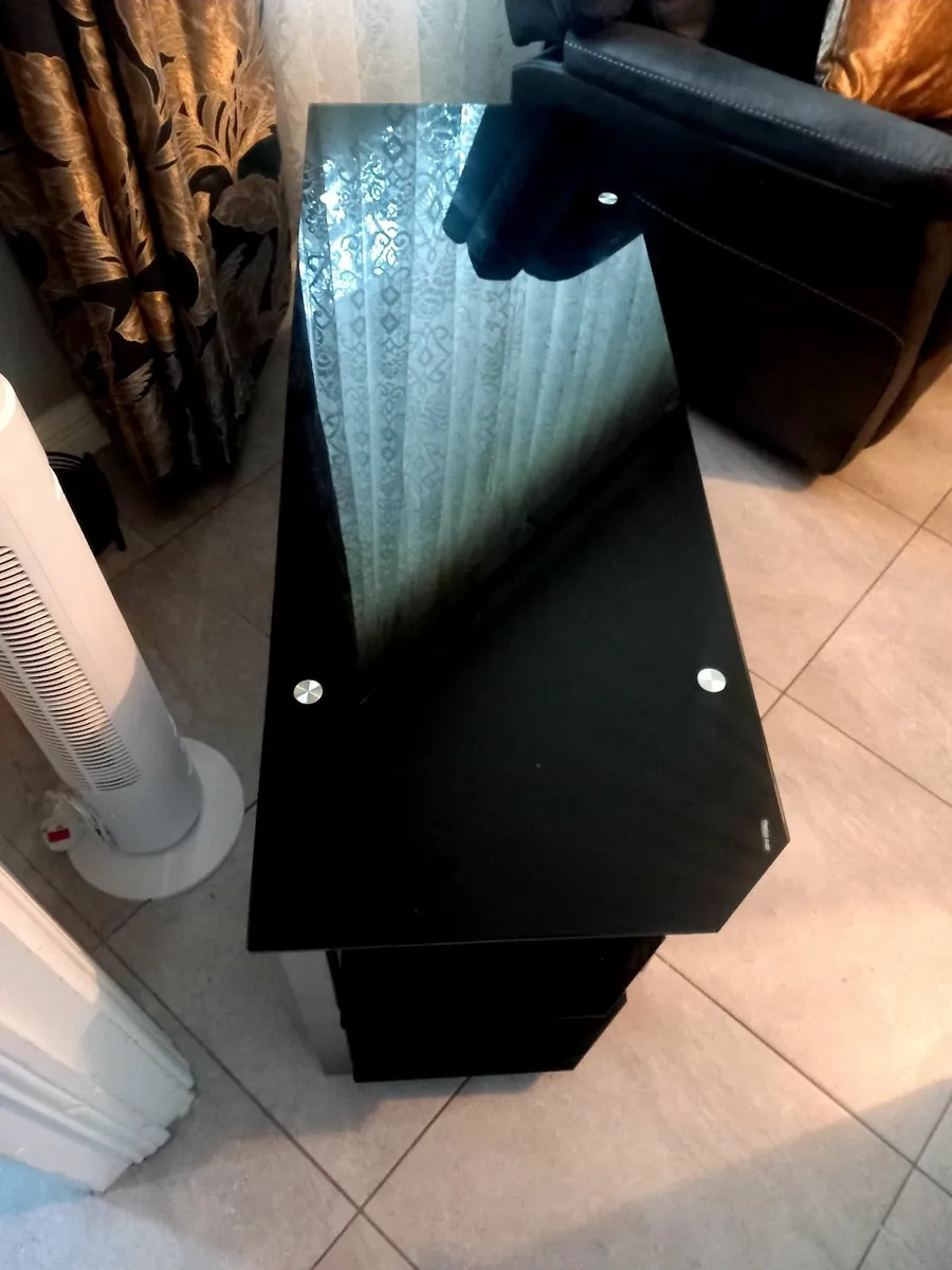 Tv stand - Image 3