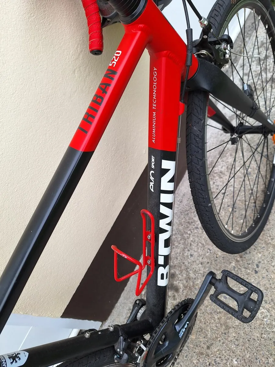 B'twin Trident 520 Road bike - Image 2