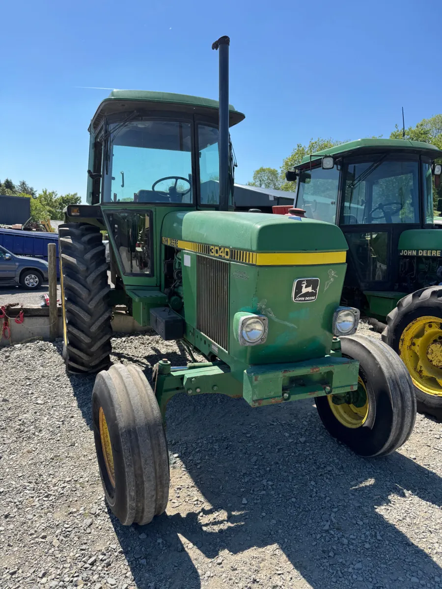 John Deere 3040 - Image 1