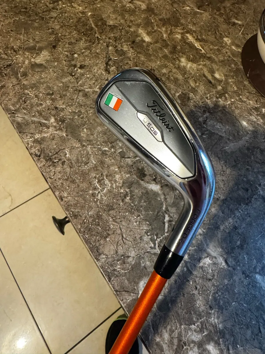 Titleist U505 4iron AD DI 105x - Image 1