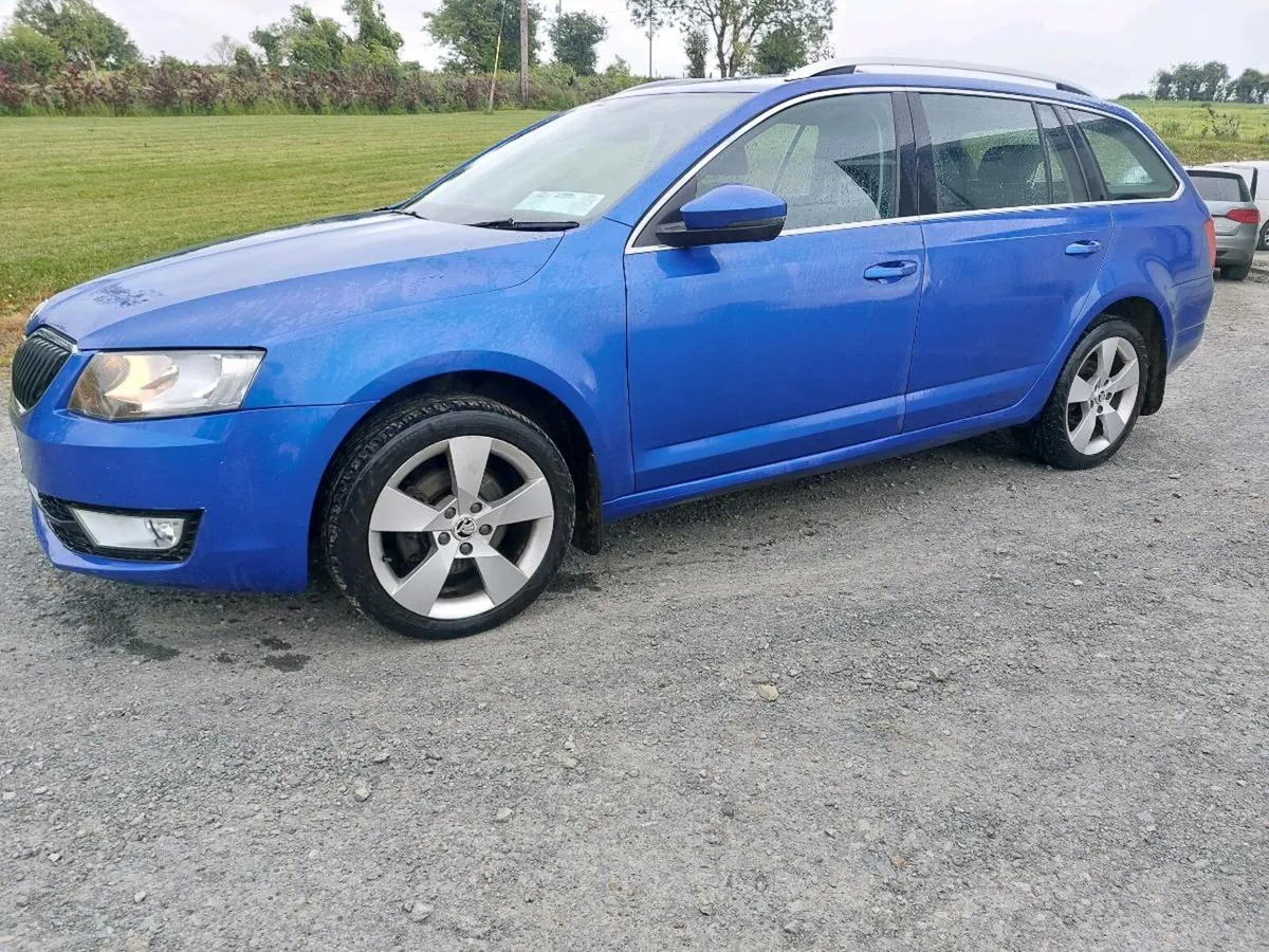 Skoda Octavia Estate 4X4 - Image 4