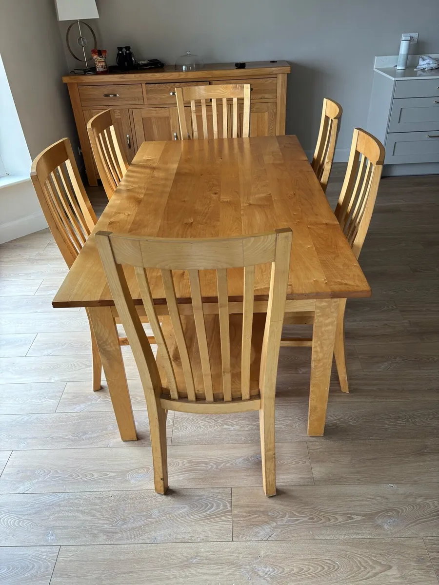 Dining table & 6 Chairs - Image 3