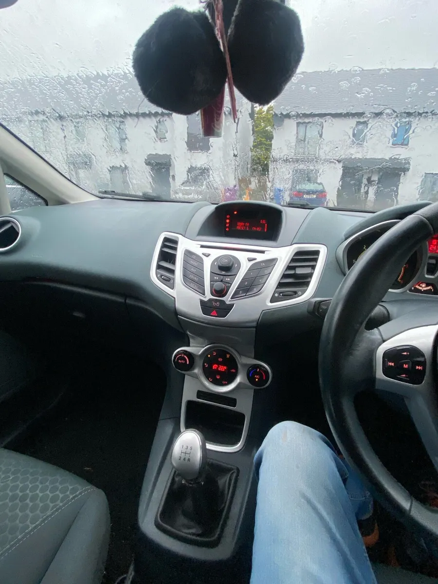 Ford fiesta 1.4 diesel - Image 4