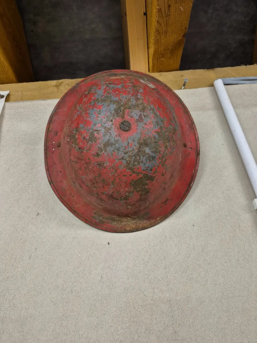 Army Steel Helmets - Image 1