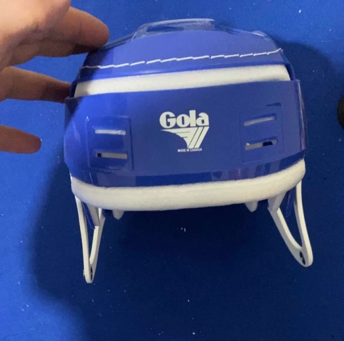 Gola cooper helmet - Image 1