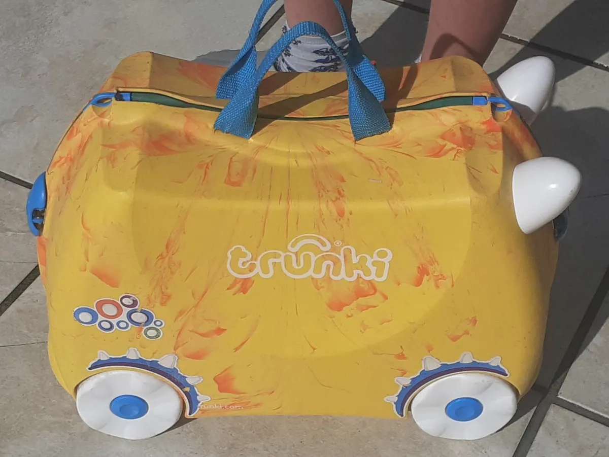Trunki Suit case. - Image 2