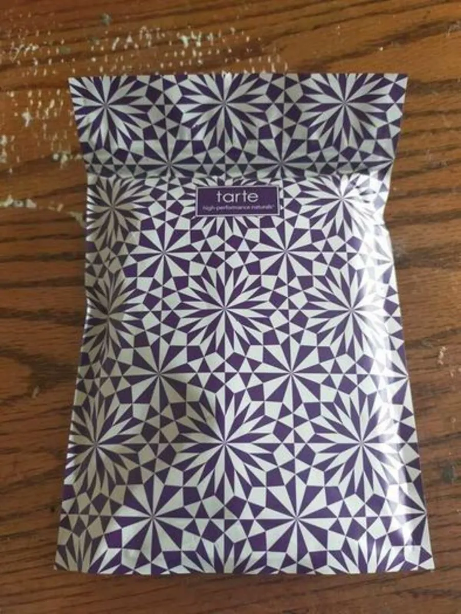 Tarte Make Up Gift Set - Image 1