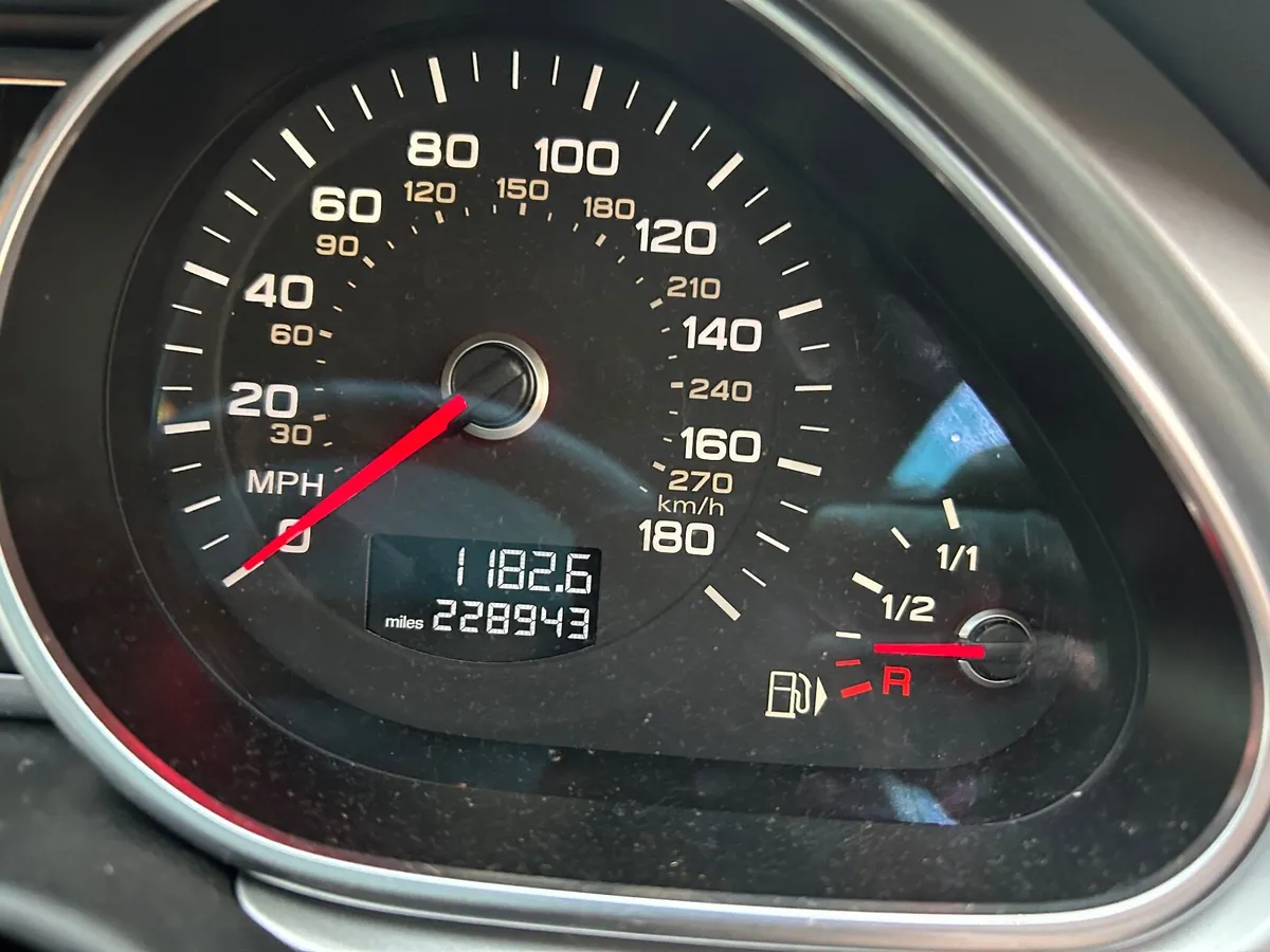 Audi Q7 2012 - Image 3
