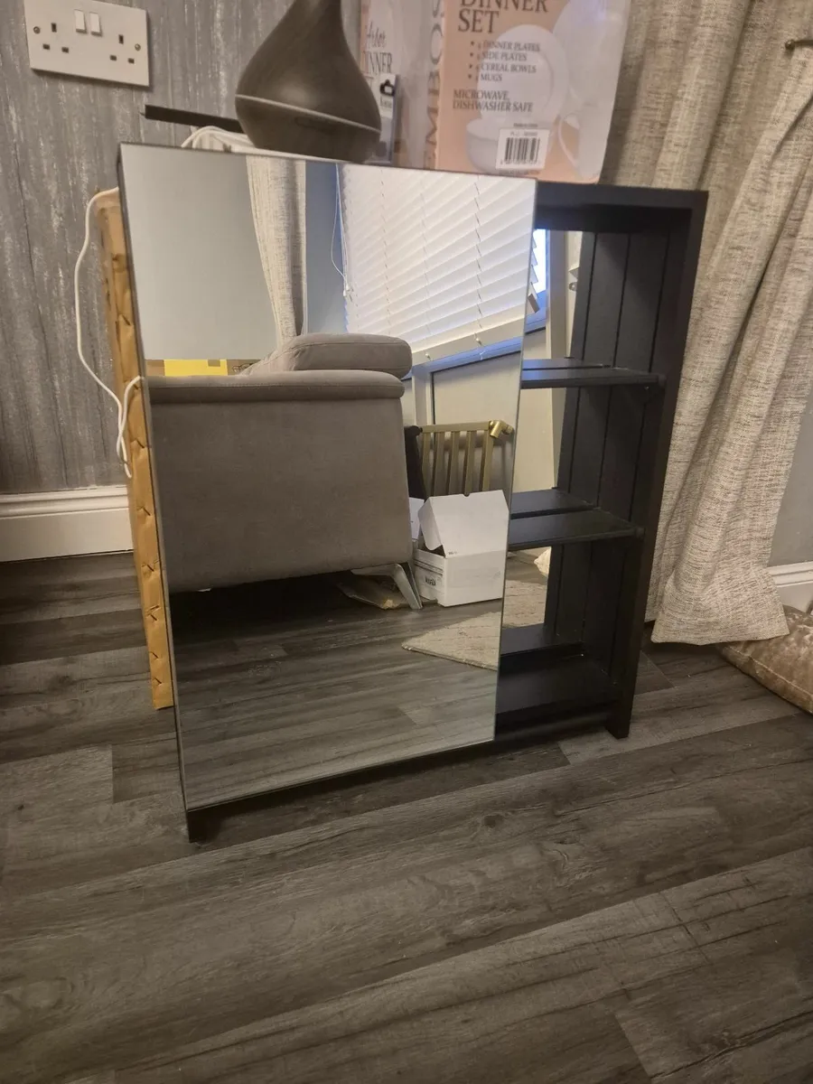 Mirror cabinet - Image 3