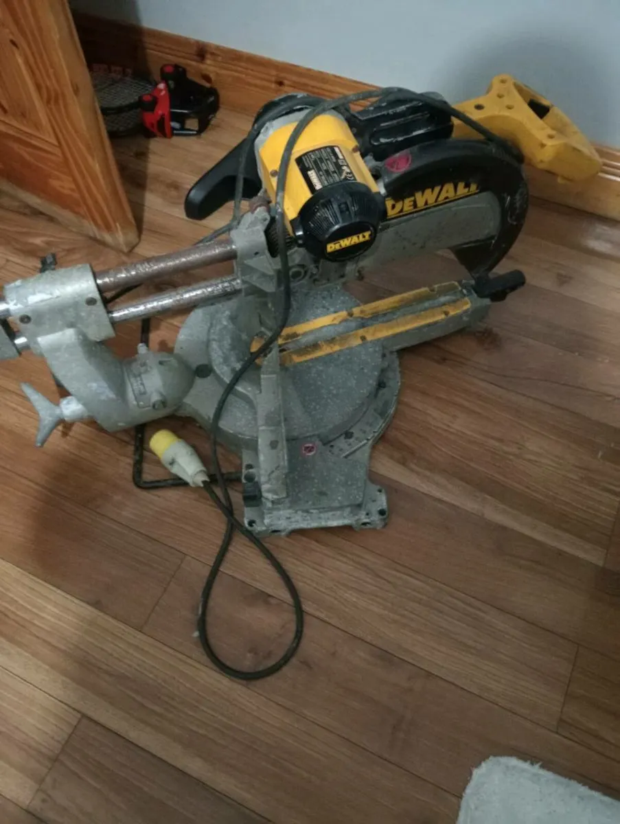 DeWalt DW708 Mitre 110v saw parts or repair - Image 1