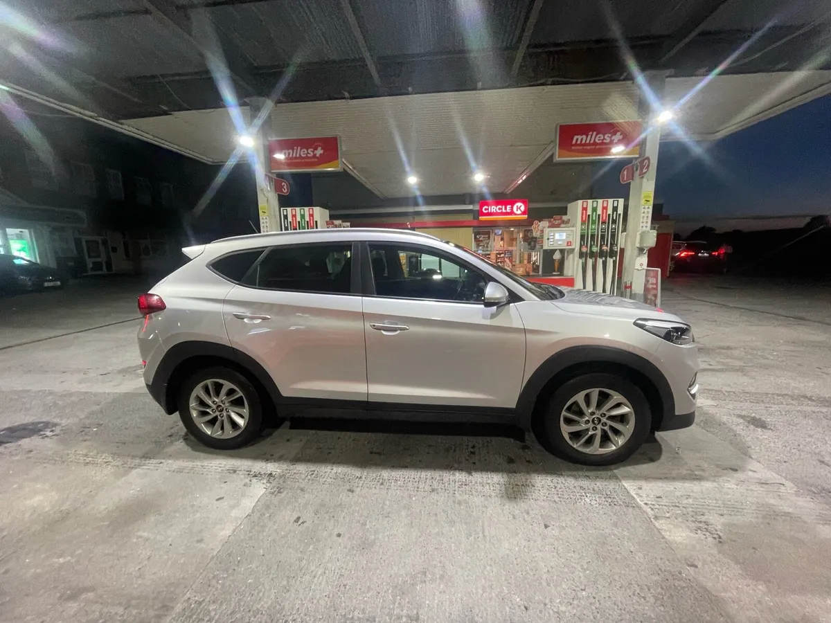 Hyundai Tuscan 1.7 - Image 4