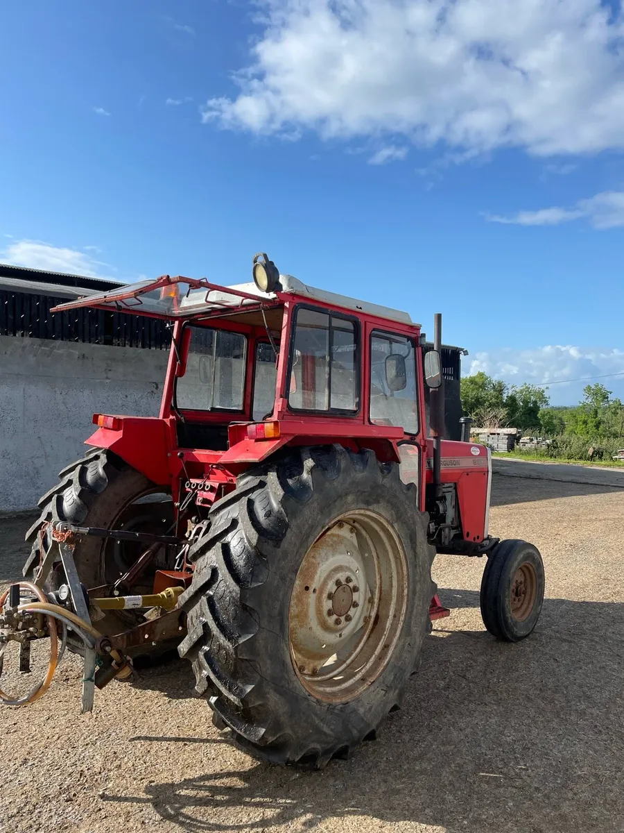 290 Massey - Image 4