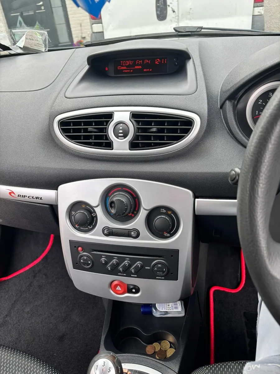 Renault clio - Image 1