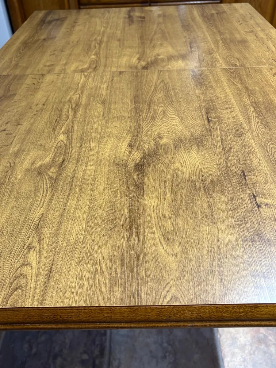 Kitchen Table and Chairs - Image 3