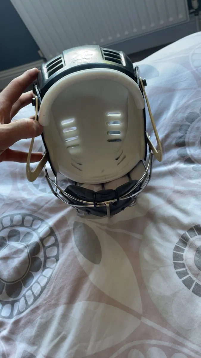 Mycro hurling helmet - Image 4