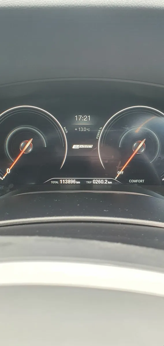 BMW 5-Series 2018 - Image 4