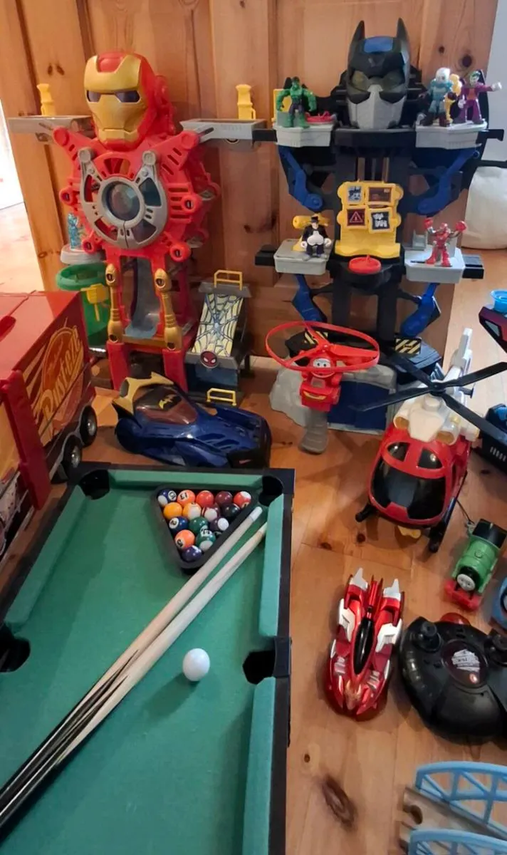 Toys - Image 1