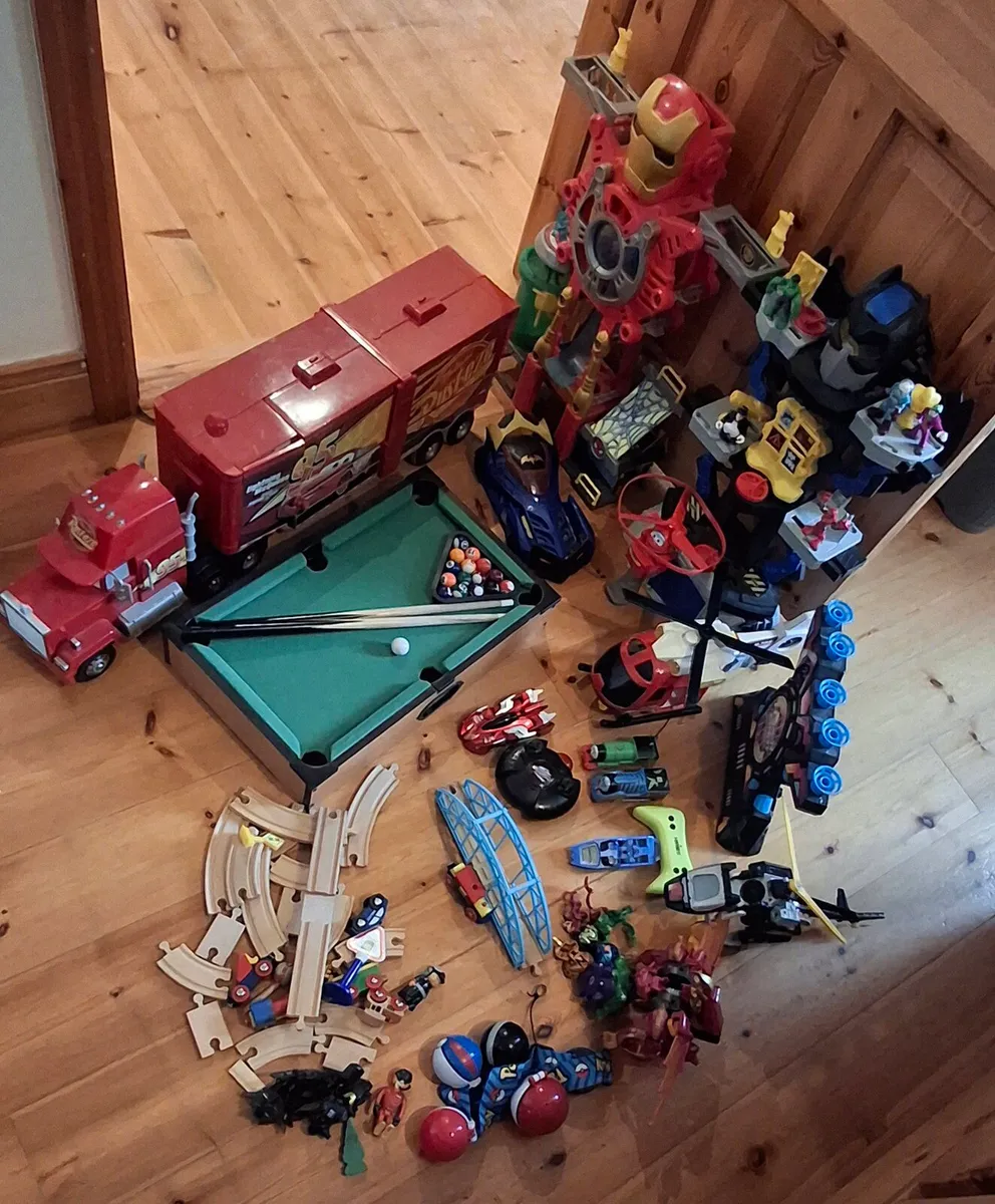 Toys - Image 2