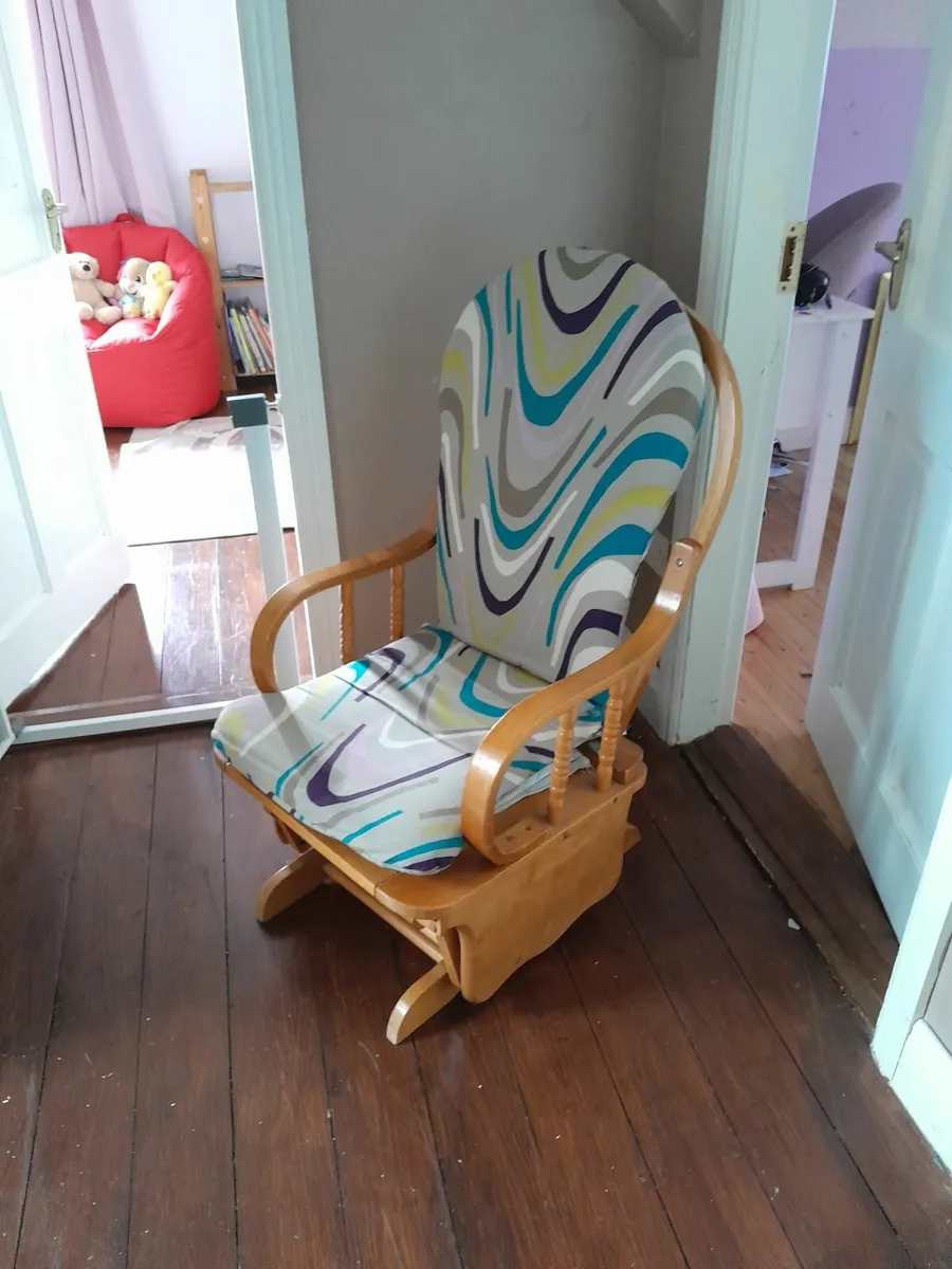 Rocking Chair - Image 2