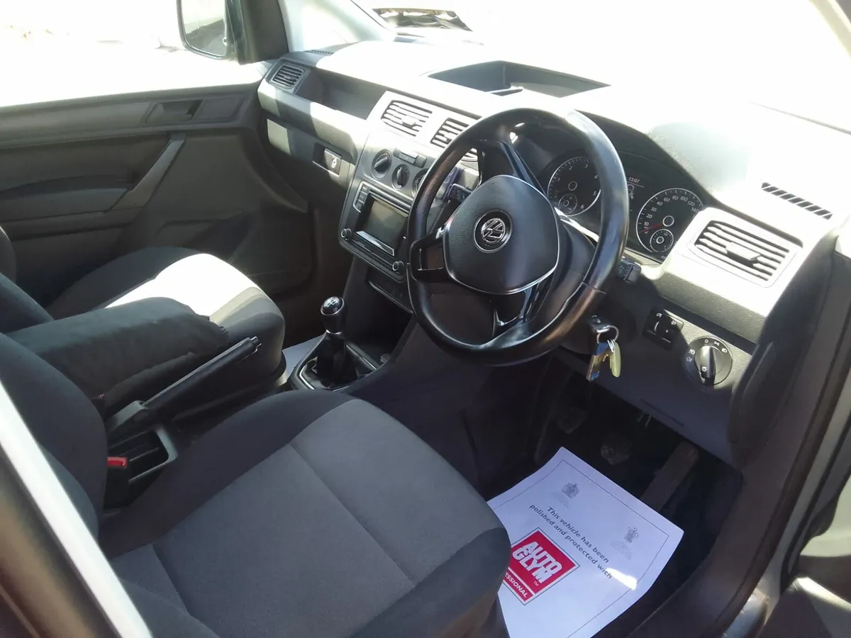2020 VW Caddy - Image 4
