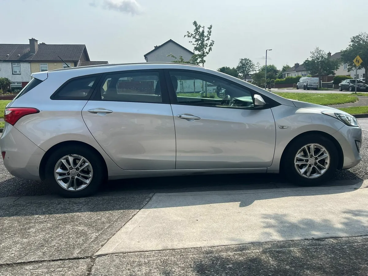 Hyundai i30 - Image 1