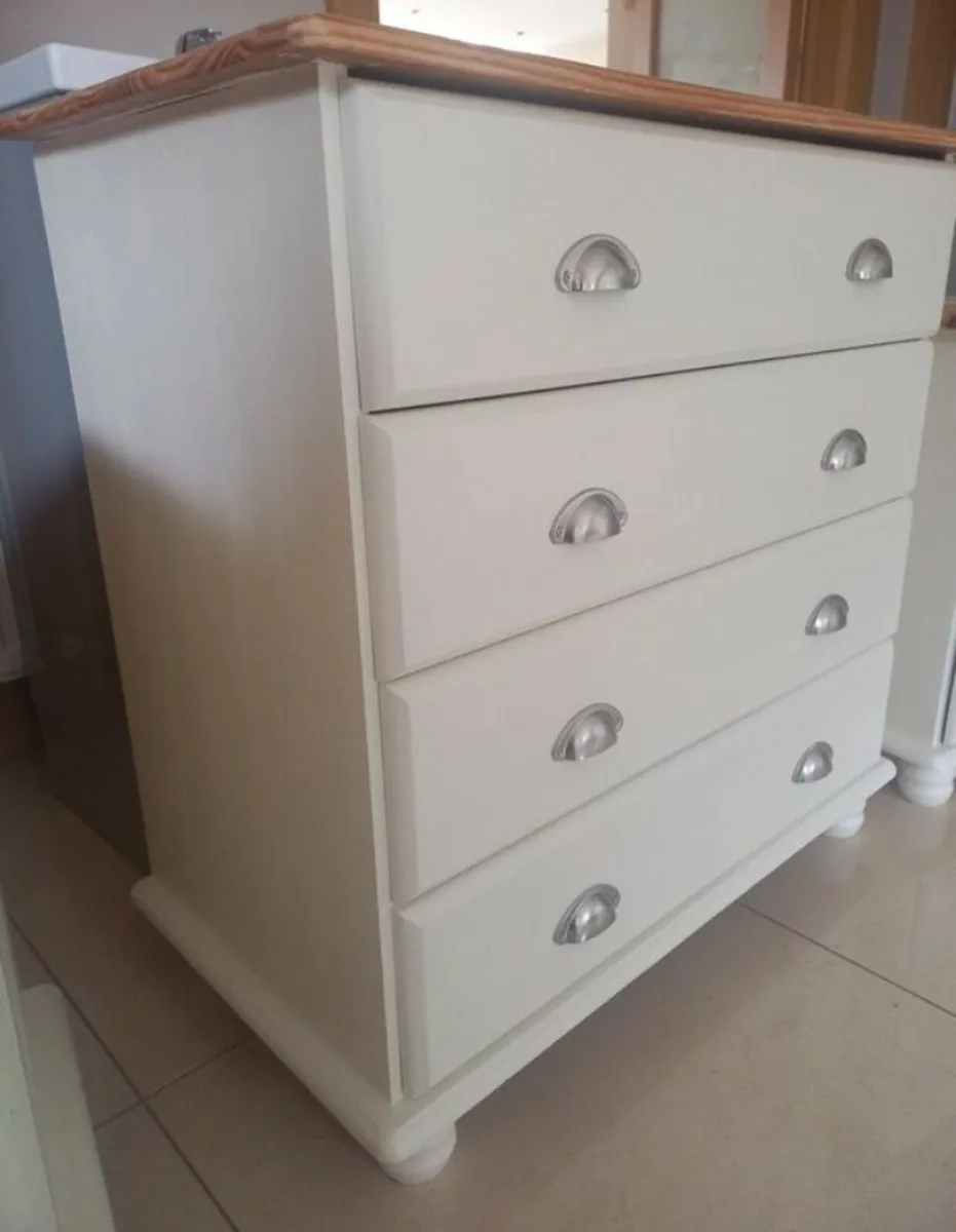 Chest of drawers - Image 3
