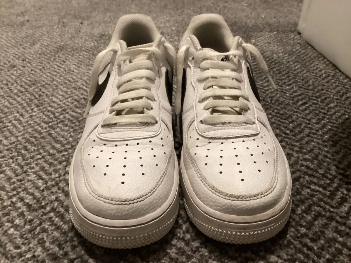 Nike Air Force 1 white and black - Image 3