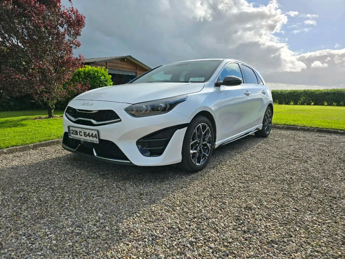 Kia Ceed - Image 1