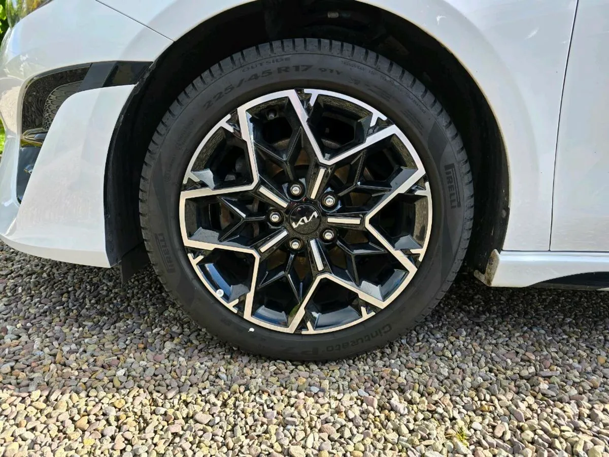 Kia Ceed - Image 2