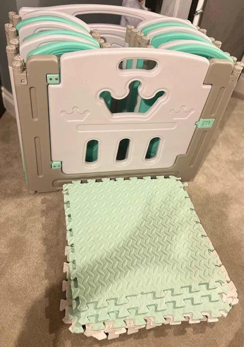 Amazon Playpen - Image 1
