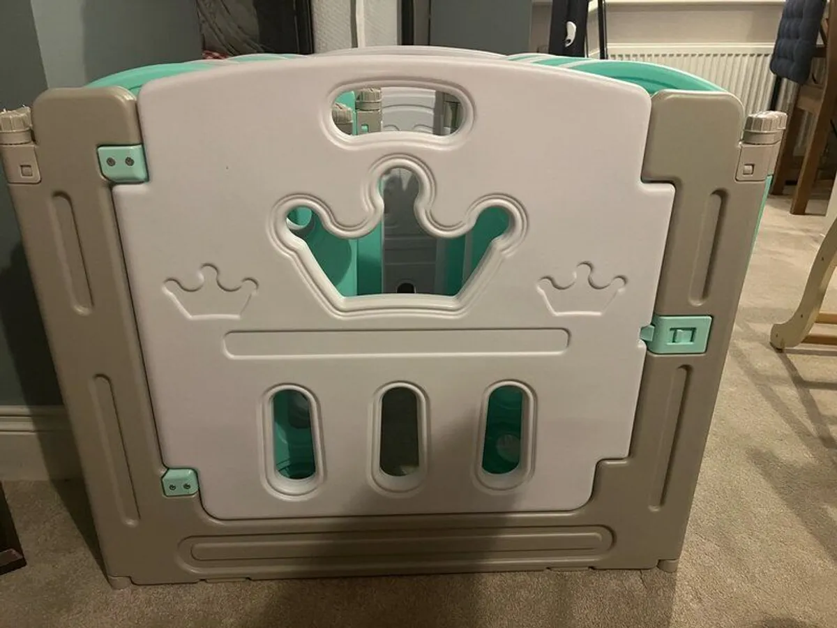 Amazon Playpen - Image 2