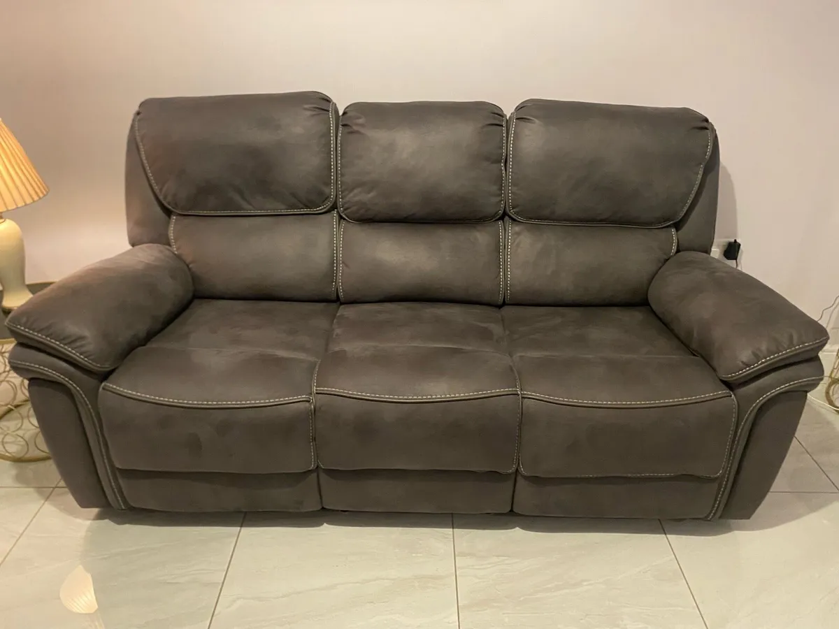 3 Seat Recliner Sofa - Image 1