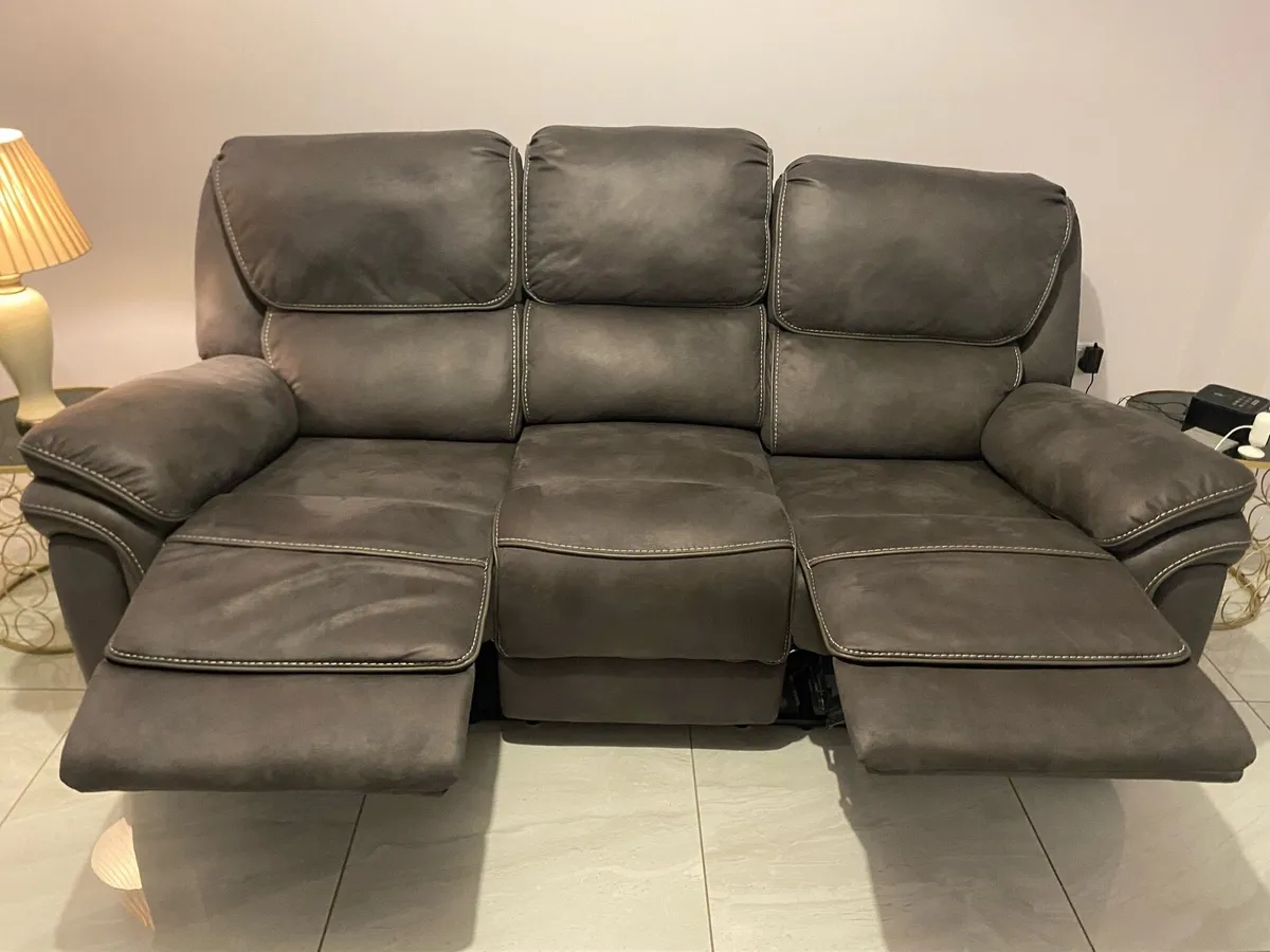 3 Seat Recliner Sofa - Image 2