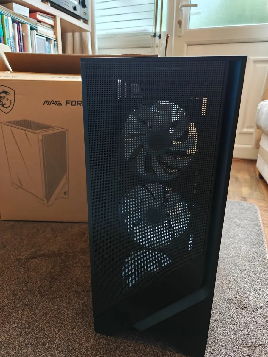 PC Case - Image 3