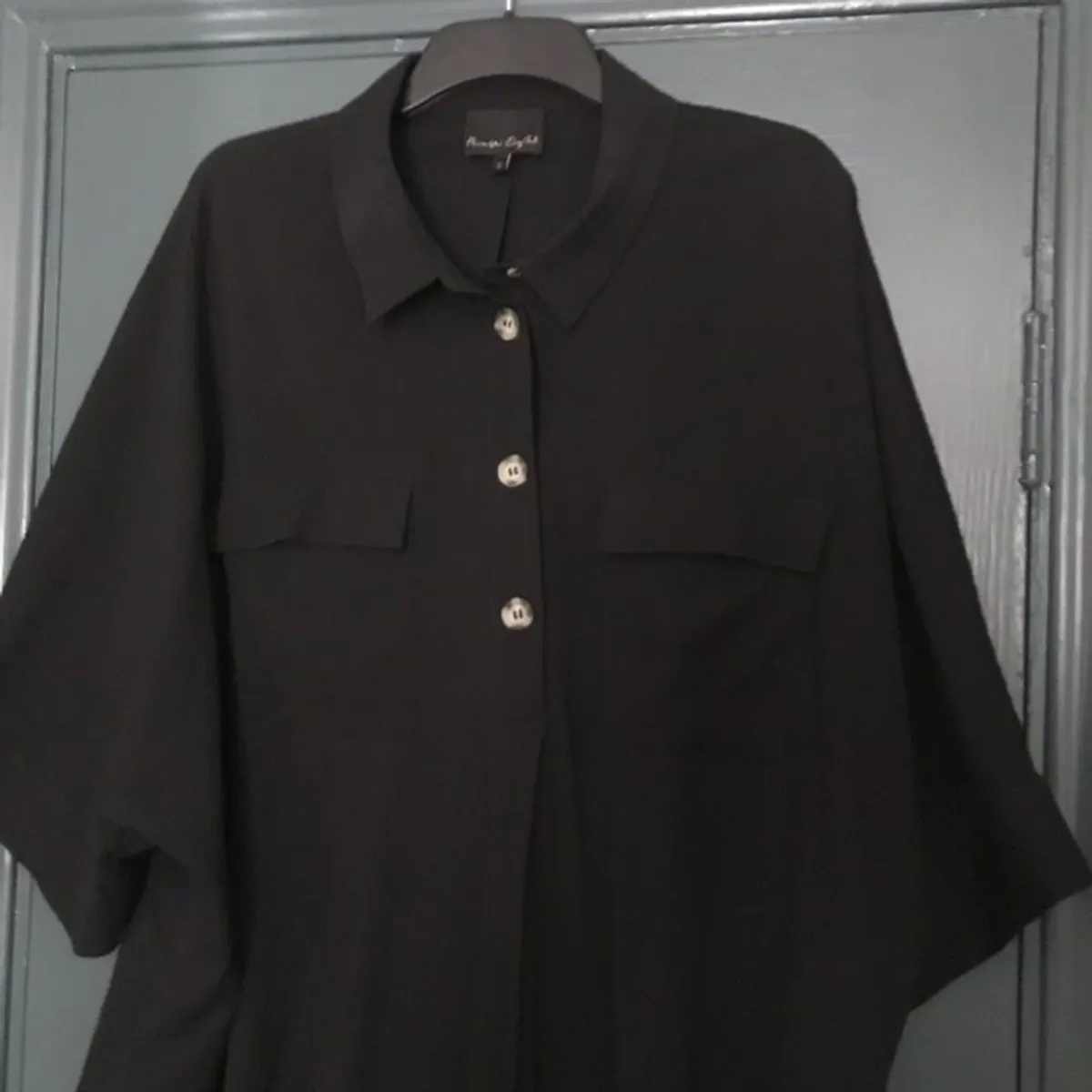 Phase-Eight fine waffle/crepe black tunic top with pockets - Image 1