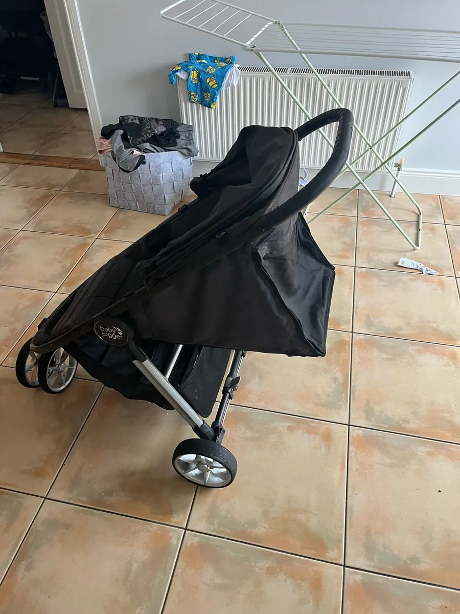 Baby jogger city mini 2 buggy - Image 1