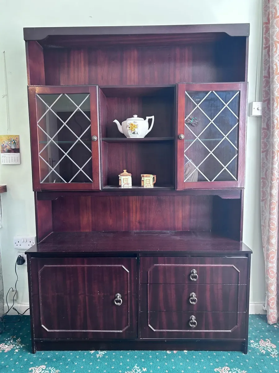 Display Cabinet