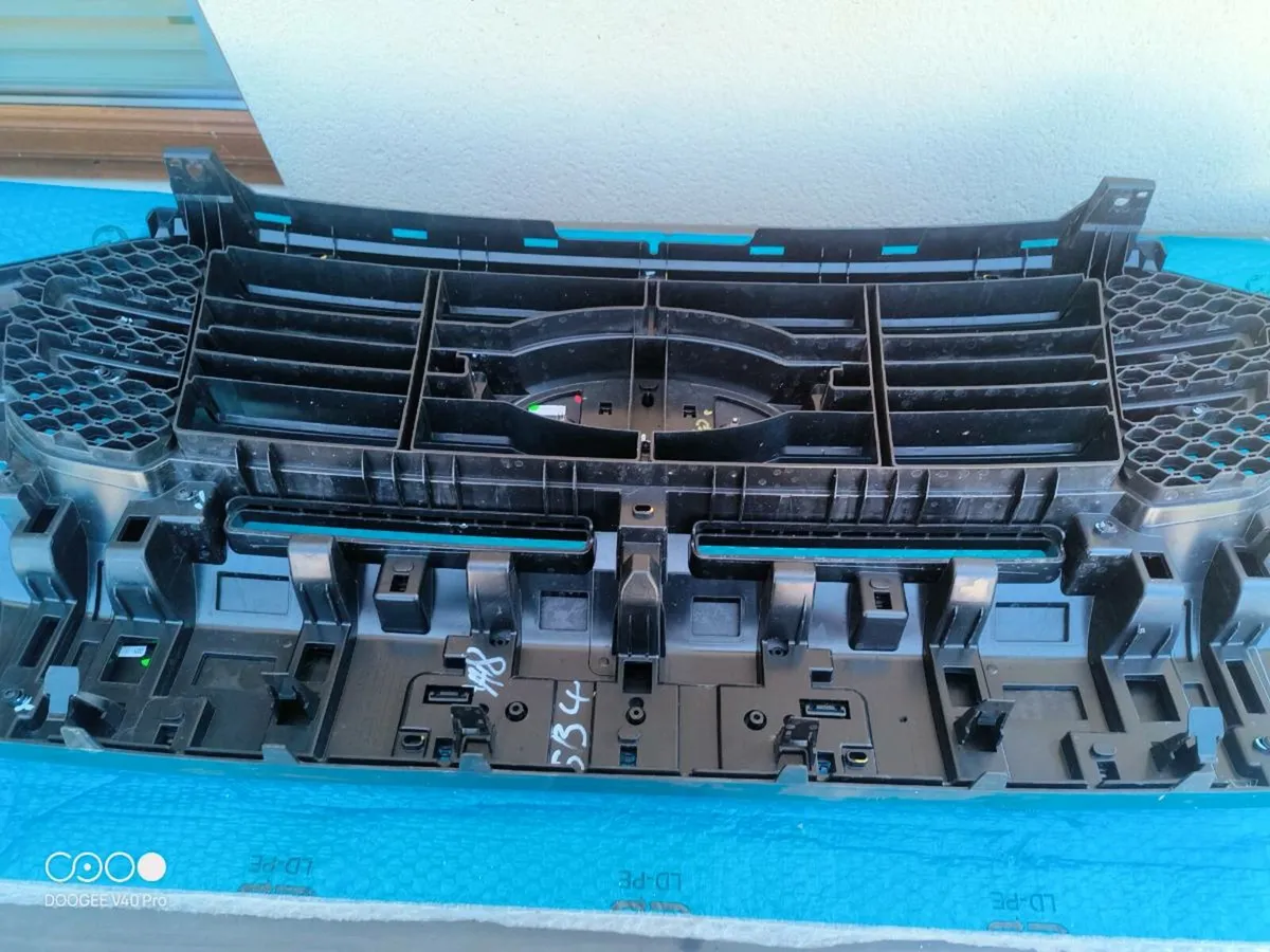 Ranger wildtrack grill - Image 2