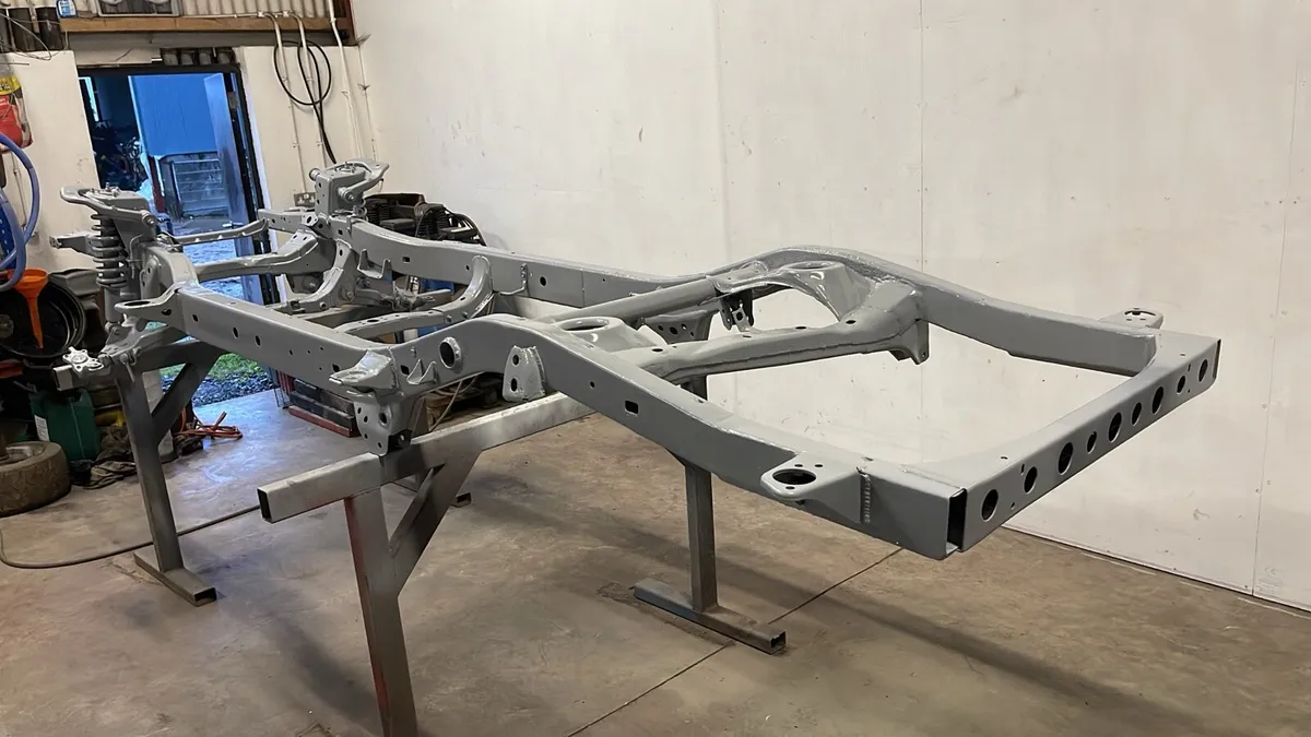 toyota landcruiser chassis - Image 1
