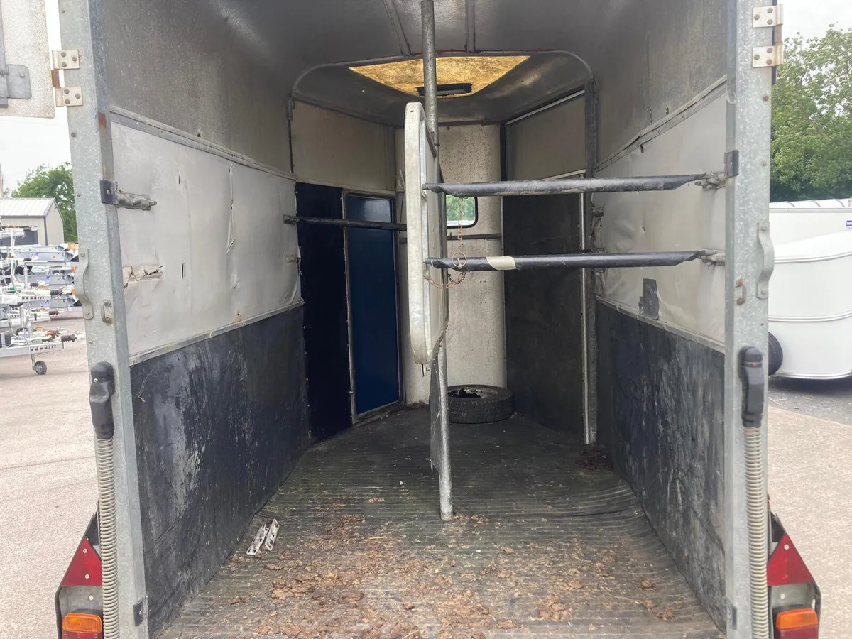 TRADE SALE Ifor Williams HB505 Horsebox NO VAT - Image 4