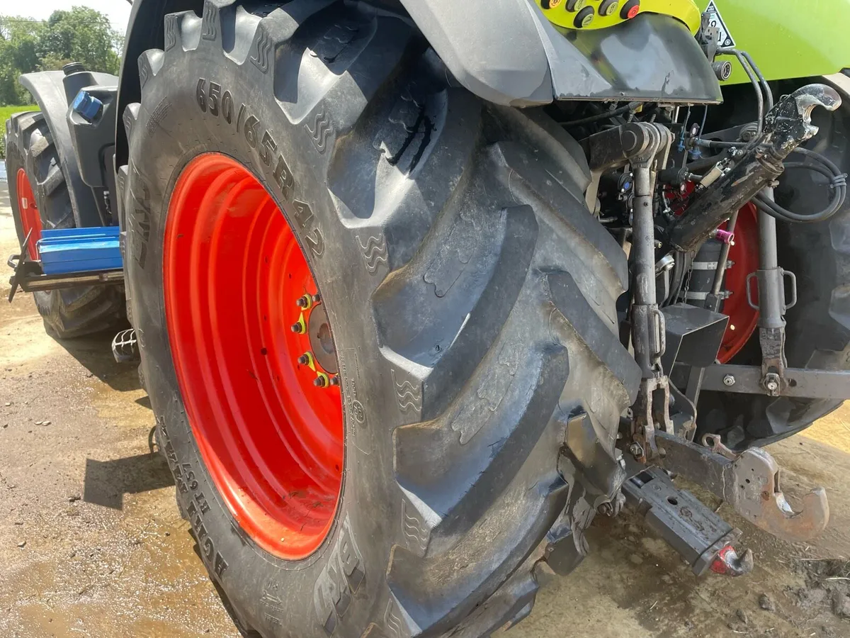 Bkt 650/65R42 & 600/65R28 set of Tyres - Image 1