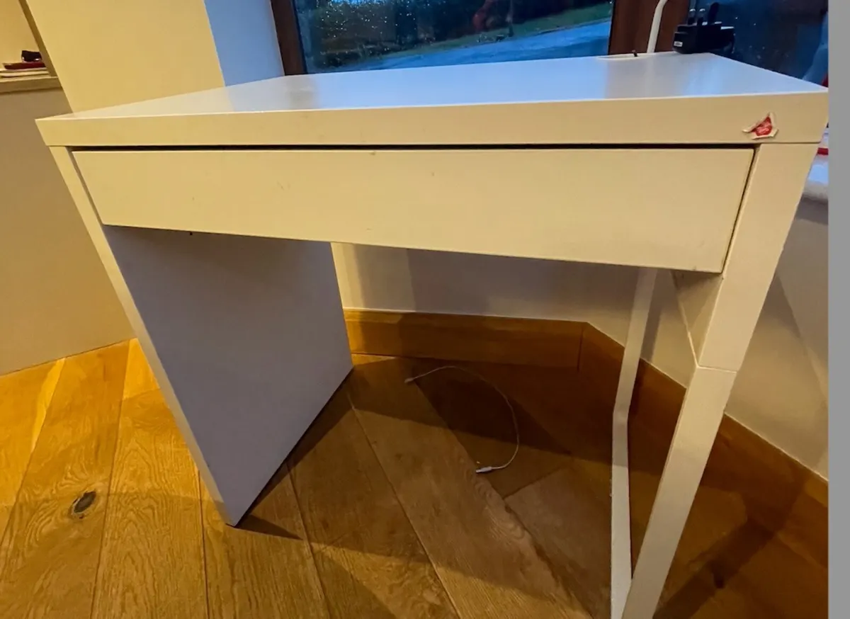 2 Billy bookcase, Glass TV stand & Study Desk - Image 4