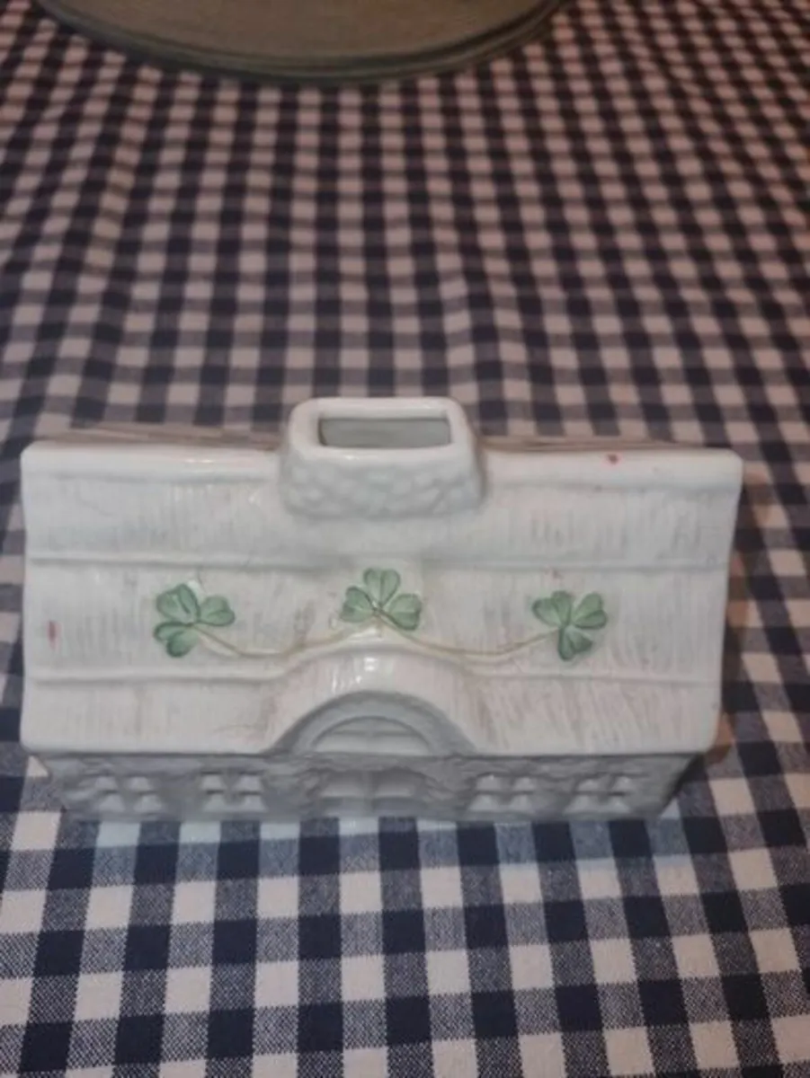 Belleek Irish Cottage - Image 4