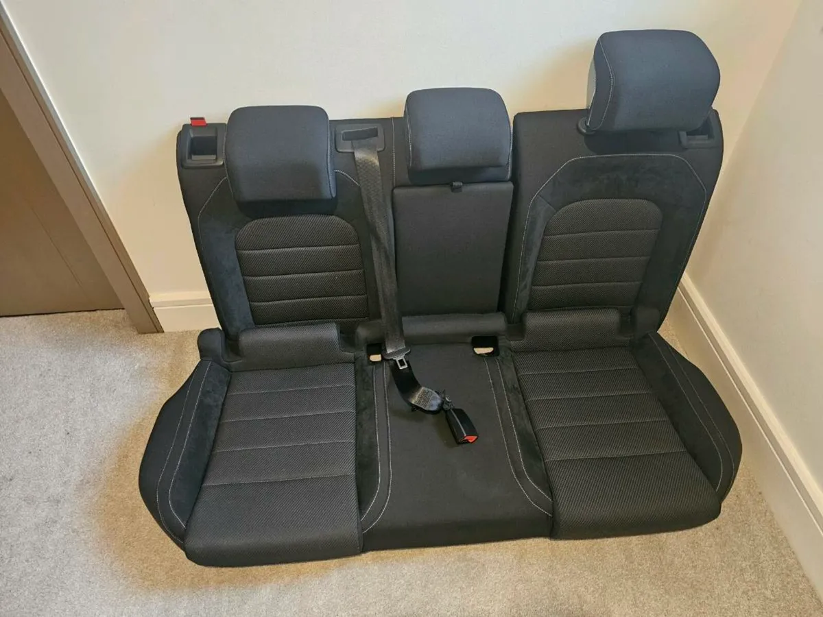 MK7.5 Golf R seats - Image 2