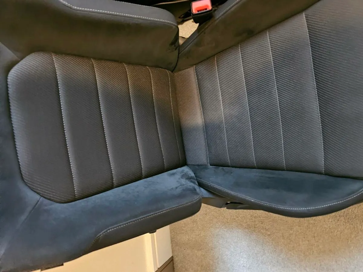 MK7.5 Golf R seats - Image 3