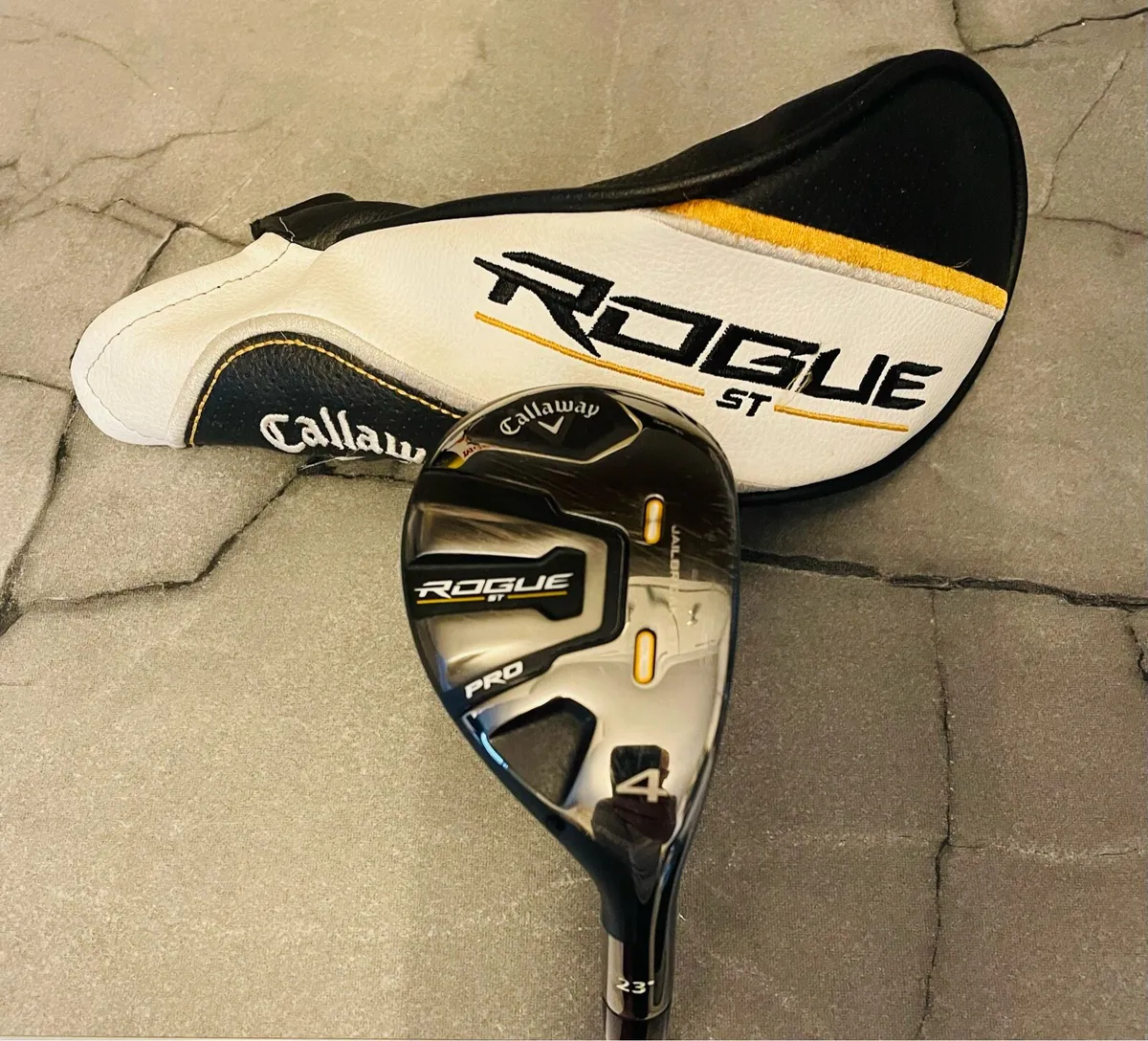 Callaway Rogue St Pro Hybrid #4 23* Stiff - Image 1