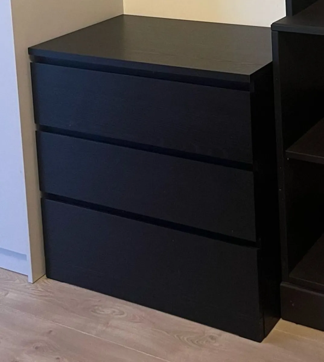 chest drawer - Image 1